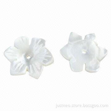 Mother-of-pearl shell six petals flower beads with center hole